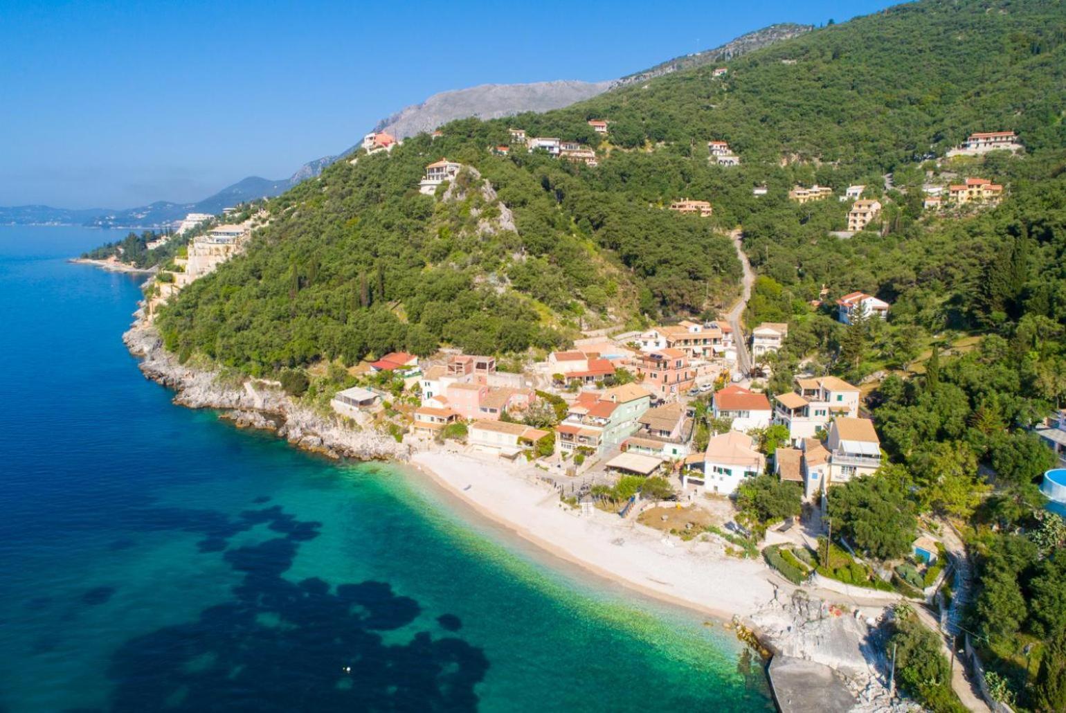 Ioanna Agios Stephanos Villa